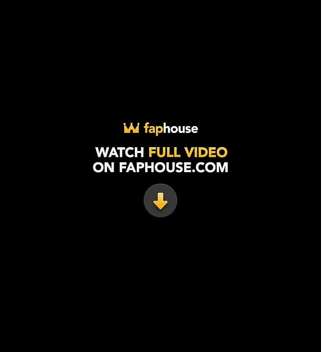 Ngentot pantat di public woodland