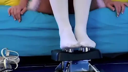 Klasik sarışın orta yaşlı seksi kadın emiyor!