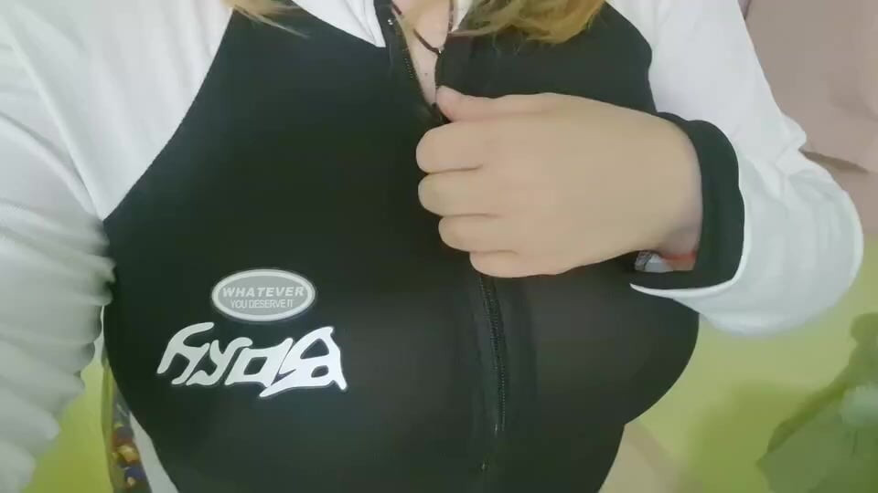 Are you coming to eat them? I'm going to do sports but I'm too hot and I need a good cock for my huge tits.