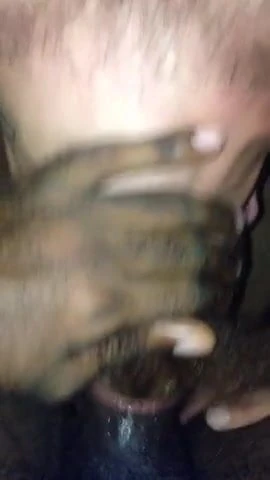 Deep suck clip