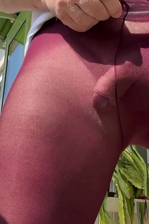 Wanking Red Pantyhose