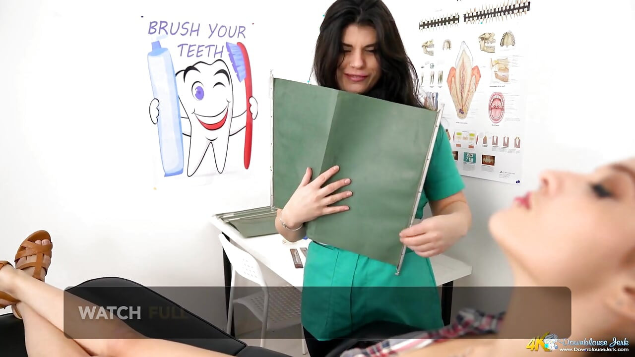 Downblouse dentista - JOI