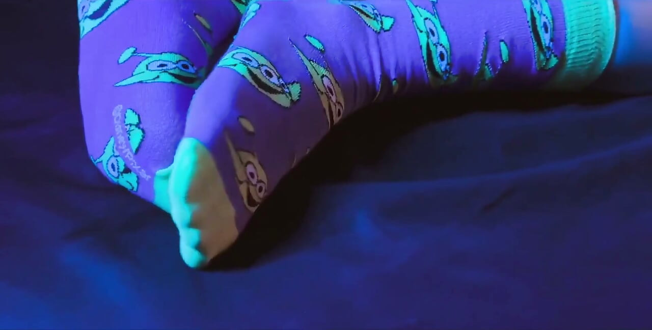 Slicking My Feet Nicely so They Slide in Nicely During a Footjob.