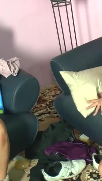 Jaw-dropping moment from "wet mom gives it all"