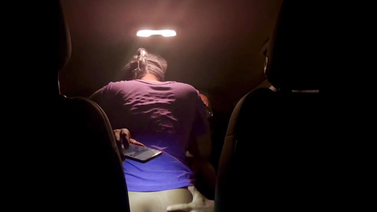 Nerdy boyfriend gets his dick sucked good and let's me ride him until I cum.