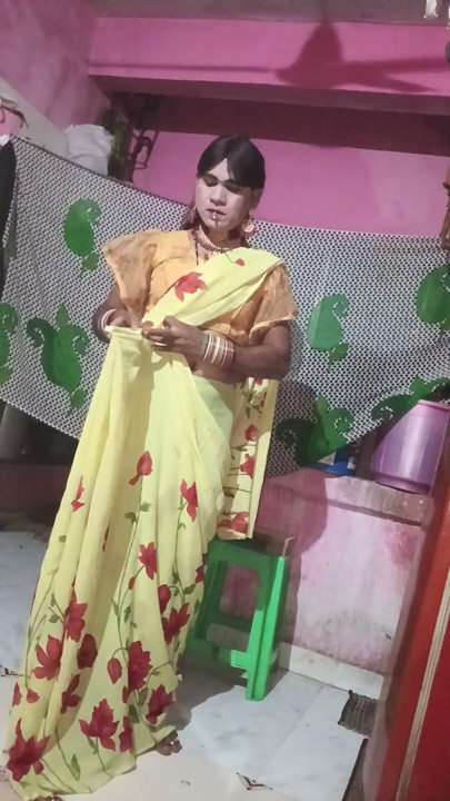 Madhuri Bhabhi | Clip 1