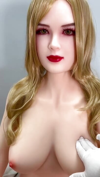 AI 性爱机器人 julia 168 厘米触摸传感器测试