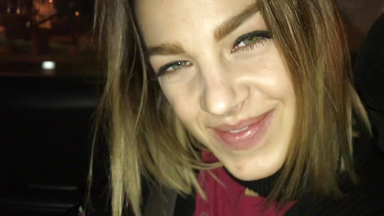 Risky Sloppy Car Horny Blowjob