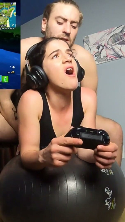 Roommate Fucks  Gamer Slut Vanessa Cliff While Playing Fortnite - Cliff Media | Clip 1