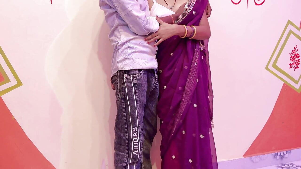 Bhabhi ko chhote devar ne apne kaale land se choda bhabhi ko khush ho gayi