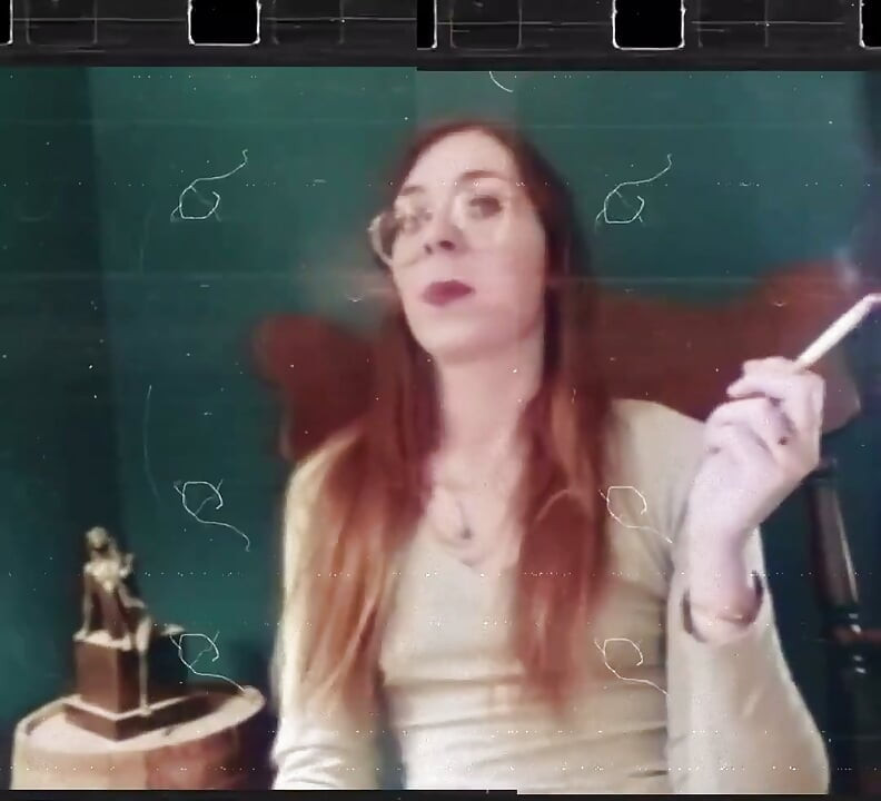 Are you ready for a silent smoking hot Domme looking natural?