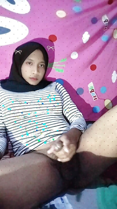 Hijab Is A Beautiful Girl Who Wants To Be Naked