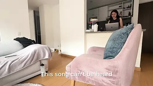 Kami melakukan Tribbing Lesbian