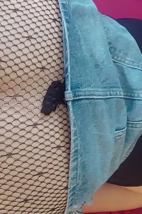 My Stepsister Let Me Fuck Her on All Fours with My Clothes on and I Came on the Soles of Her Feet