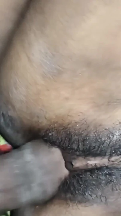 Opening Bhabhi's skirt, I put my penis in her pussy and gave her full enjoyment. | Clip 1