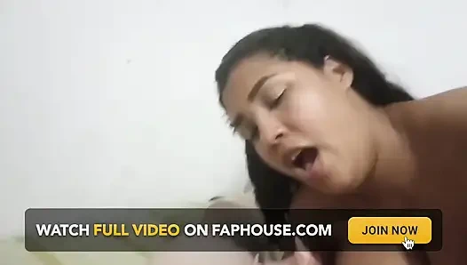 Gini nih caranya jilat kontol abang iparku