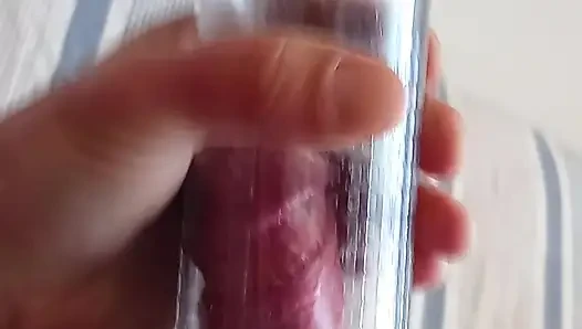 Penisimi pompalıyorum