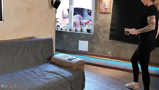 Biri beni izlemezken ilk kez mastürbasyon yapıyor