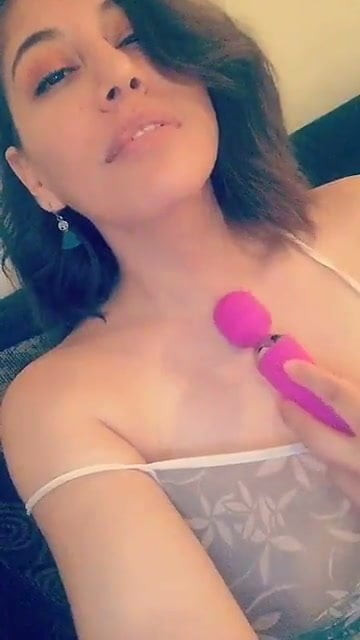instagram: dafnelve