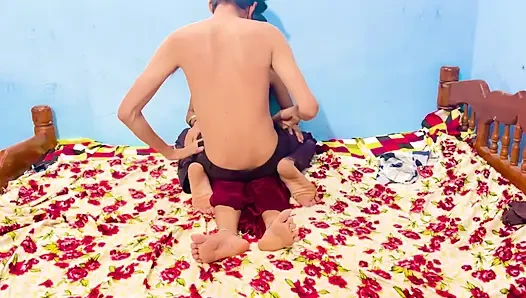 Pacarku ngentot memekku habis-habisan sampai ketemu sama temanku