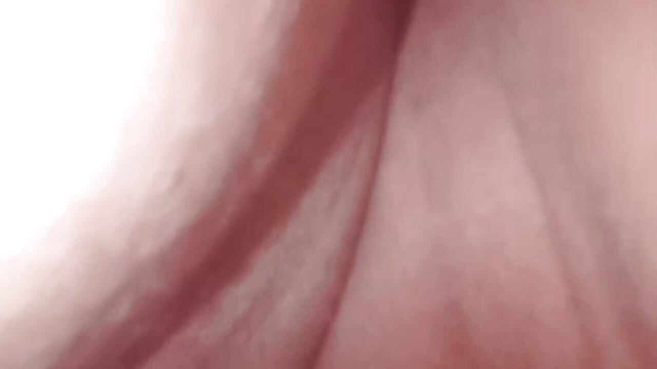 Bắn nước vào lồn tôi tắm