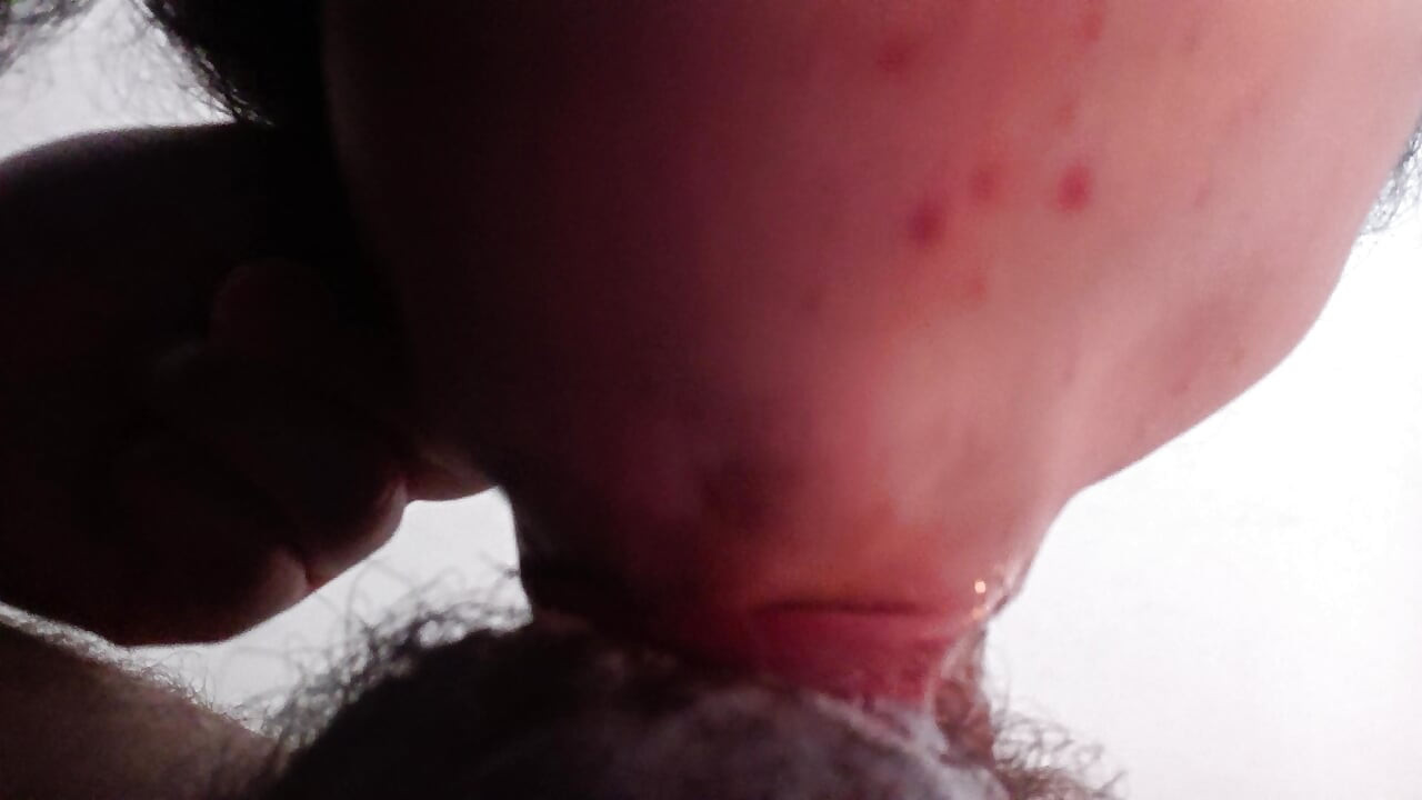THE BEST BLOWJOB IN THE WORLD, SHE GOES TO THE BOTTOM WITH HER LITTLE MOUTH