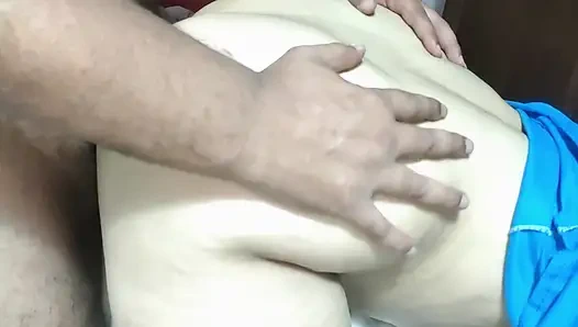 Arab Cuckold Husband Film His Wife Fucked by His Freind