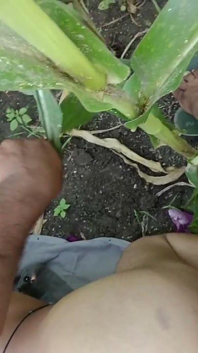 The stepbrother made stepsister completely naked in the cornfield and made a doggy and rubbed the fat ass | Clip 1