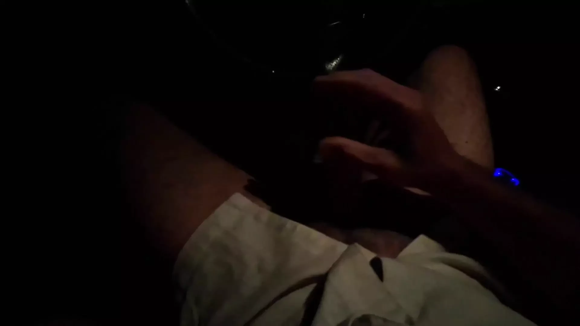 seperti bajingan yang baik dalam kereta malam, remi06cam4