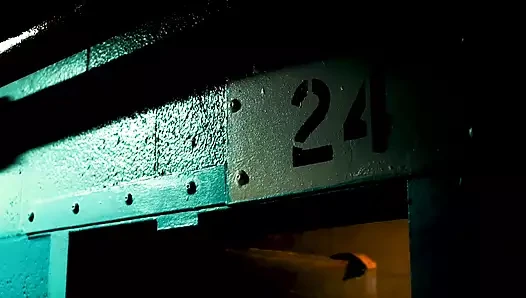 Harley Quinn rolünde Blake Flower joker tarafından sert sikiliyor - joker porno cosplay parodisi