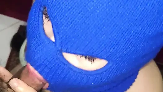 Suudi orospu, kocasını herkesle aldatıyor çünkü penis ve sevişmeyi seviyor