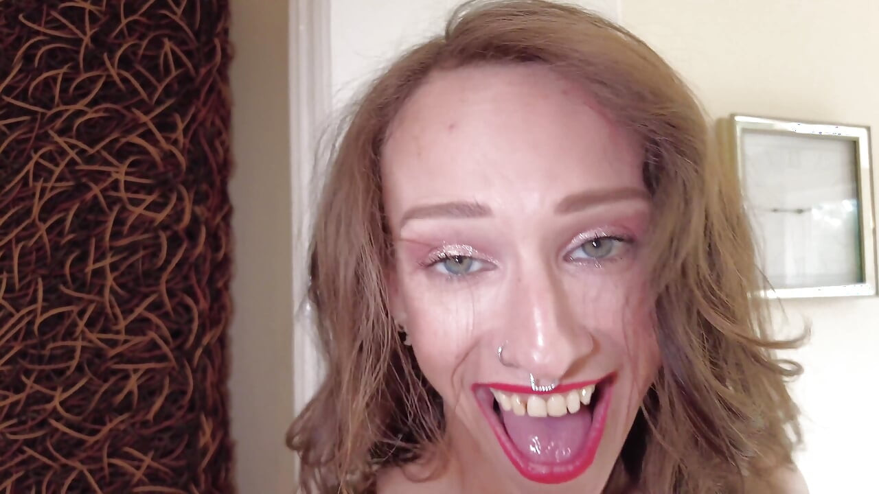 Lesbian MILF Dildo Fuck Fest