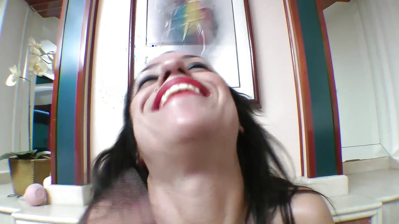 Farting Twin - Showing the Vein of the Neck