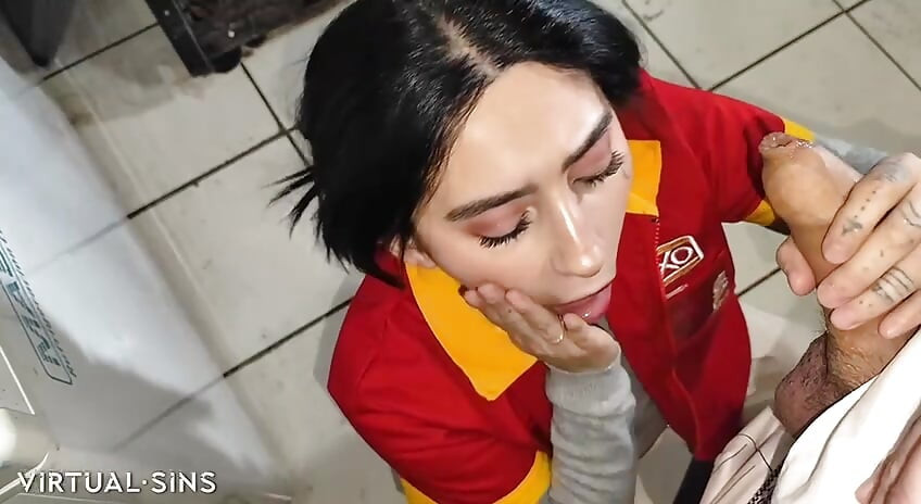 Boss fucks Oxxo cashier in the storeroom