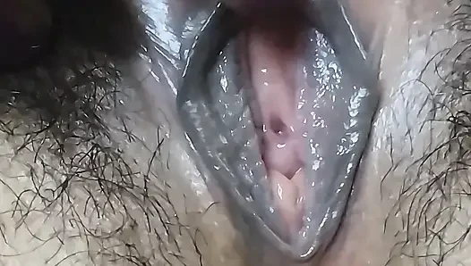 Sexy indian hot lady chut may ungli dal kar chut ka pani nikala