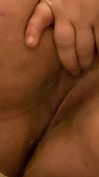 Closeup FTM clit jerk