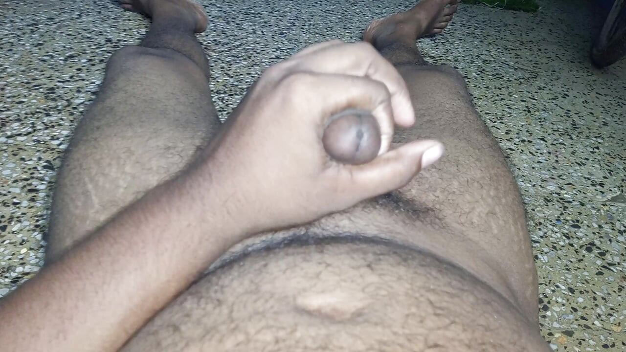 Indian Desi Big Boy Outdoor Masterbate with Kissing