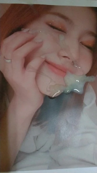 TWICE Sana Cum Tribute 200606
