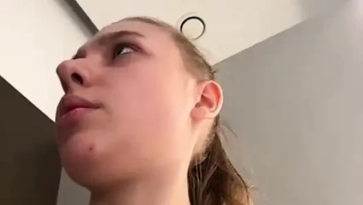Jucielussie Hot playing in the fitting room