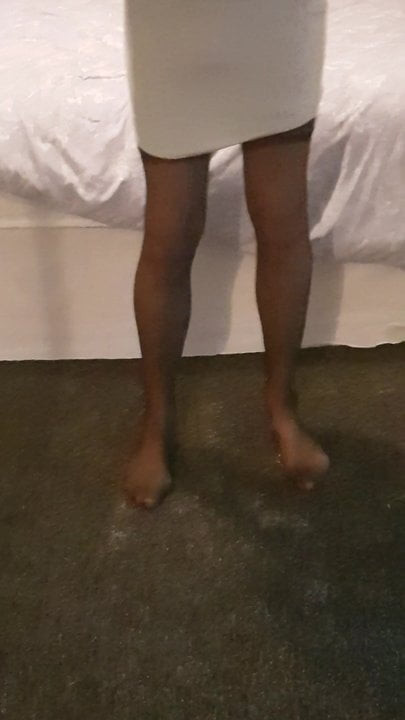 sexy new skirt....im sooo horny