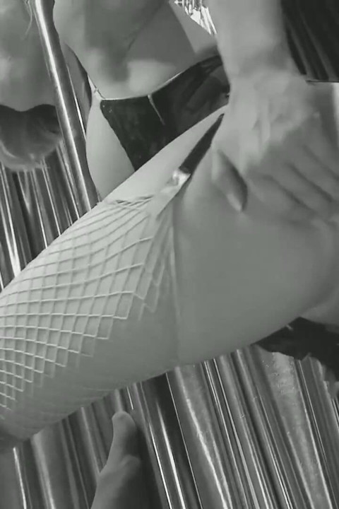 Classic Lucky Guy Got Sex with Three Busty Strippers in the Club