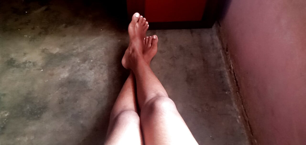 इंडियन गर्ल सोलो हस्तमैथुन और ओगाज़्म वीडियो 19