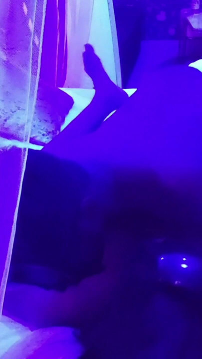 PAREJA DESI RECIÉN CASADA SEXO EN LA PRIMERA NOCHE EN HINDI | Clip 3