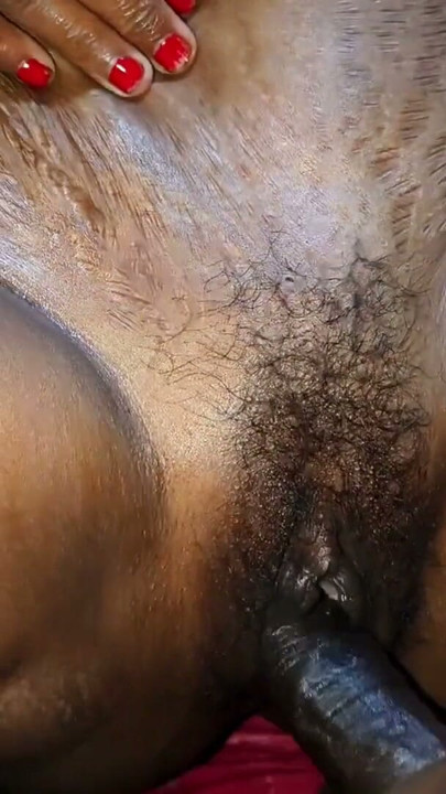 Bangali makan Malkin apne noukar se chudai karwayi.Indian desi village viral sex videos.new married bhabhi ko devar ne choda | Clip 1