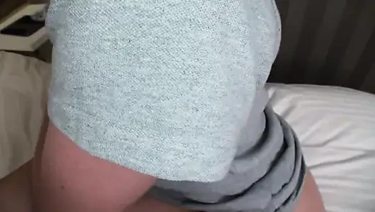 Erika tachibana si tetanggaku yang sange berat mengeluh kalau aku bikin memeknya becek