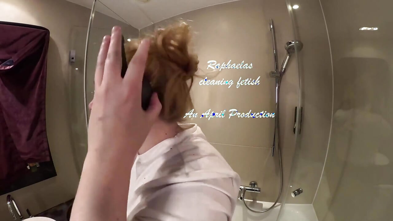 Raphaela's Cleaning Fetish - Part 1