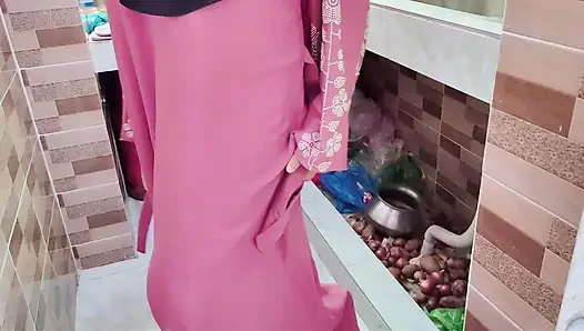 Lütfen efendim sıkı amcığımı bir kez daha sikiyorum desi tesettürlü hizmetçi chudai xxx