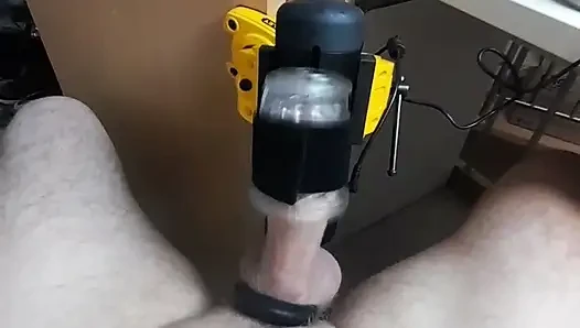 Becerikli yabancılar tarafından kontrol ediliyor