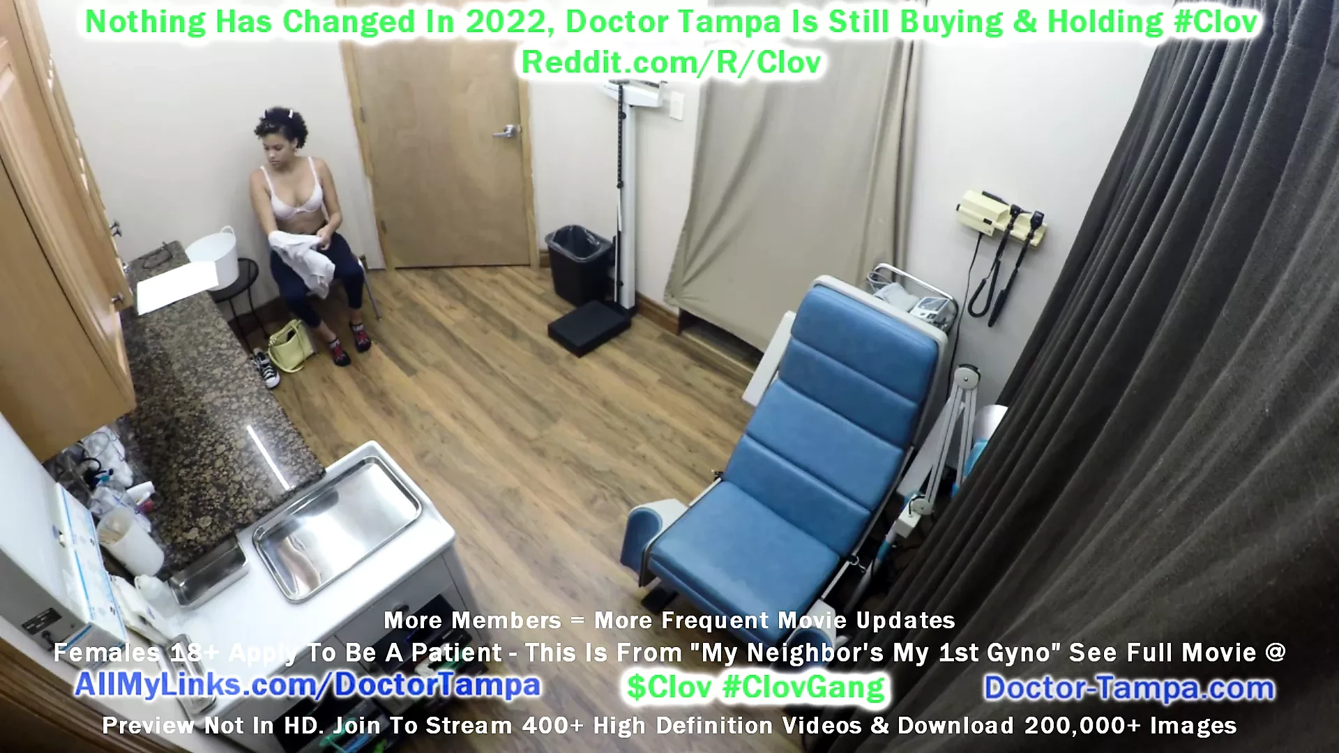 $ clov glove in como doctor Tampa está prestes a dar a seu vizinho rebel wyatt seu primeiro exame ginecológico na câmera pov na doctortampacom!