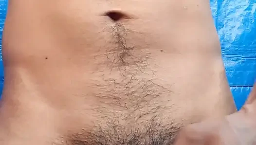 Büyük yarak masajı açık havada Hintli adam elle muamele